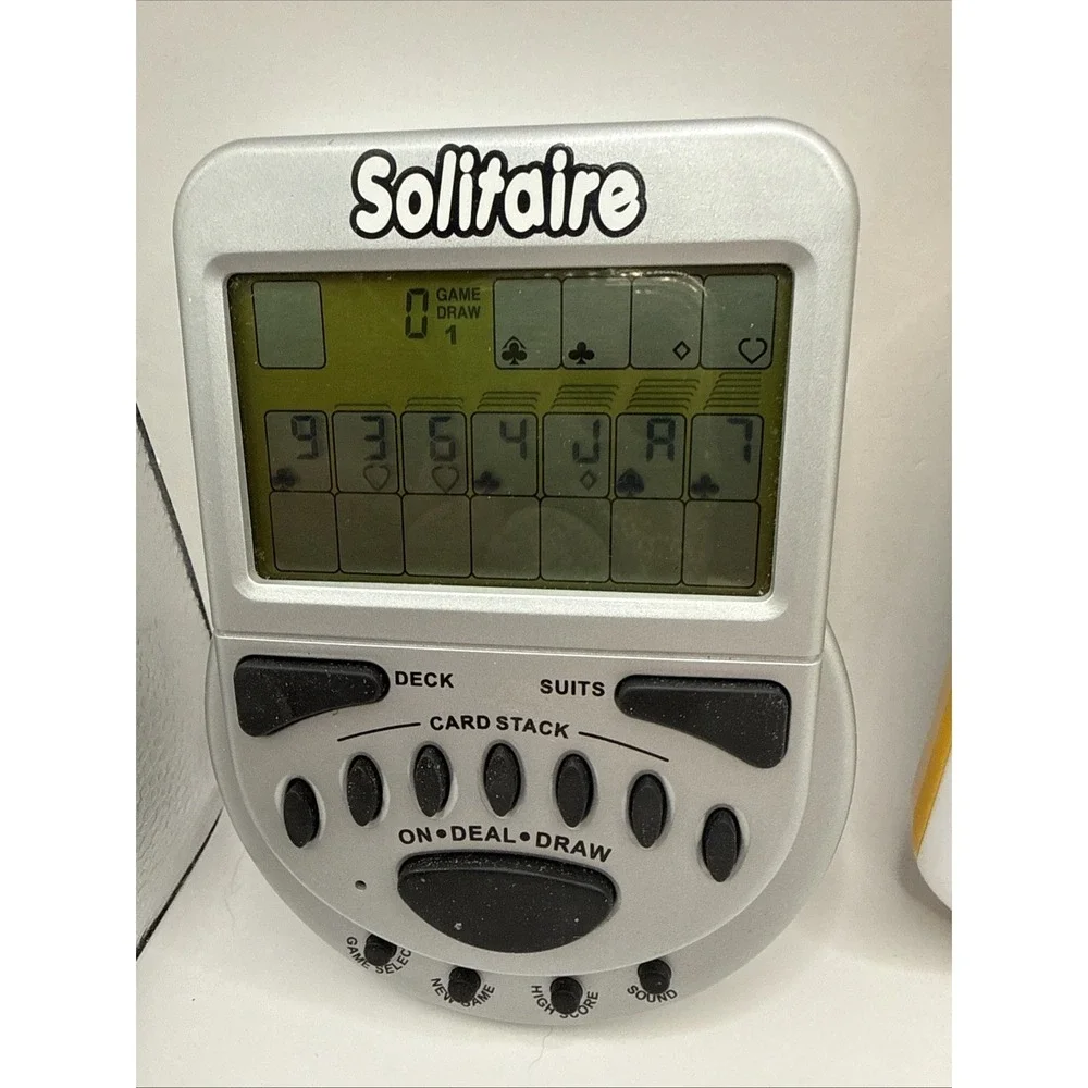Radica Big Screen Solitaire Electronic Handheld Game Yellow White 2008 READ